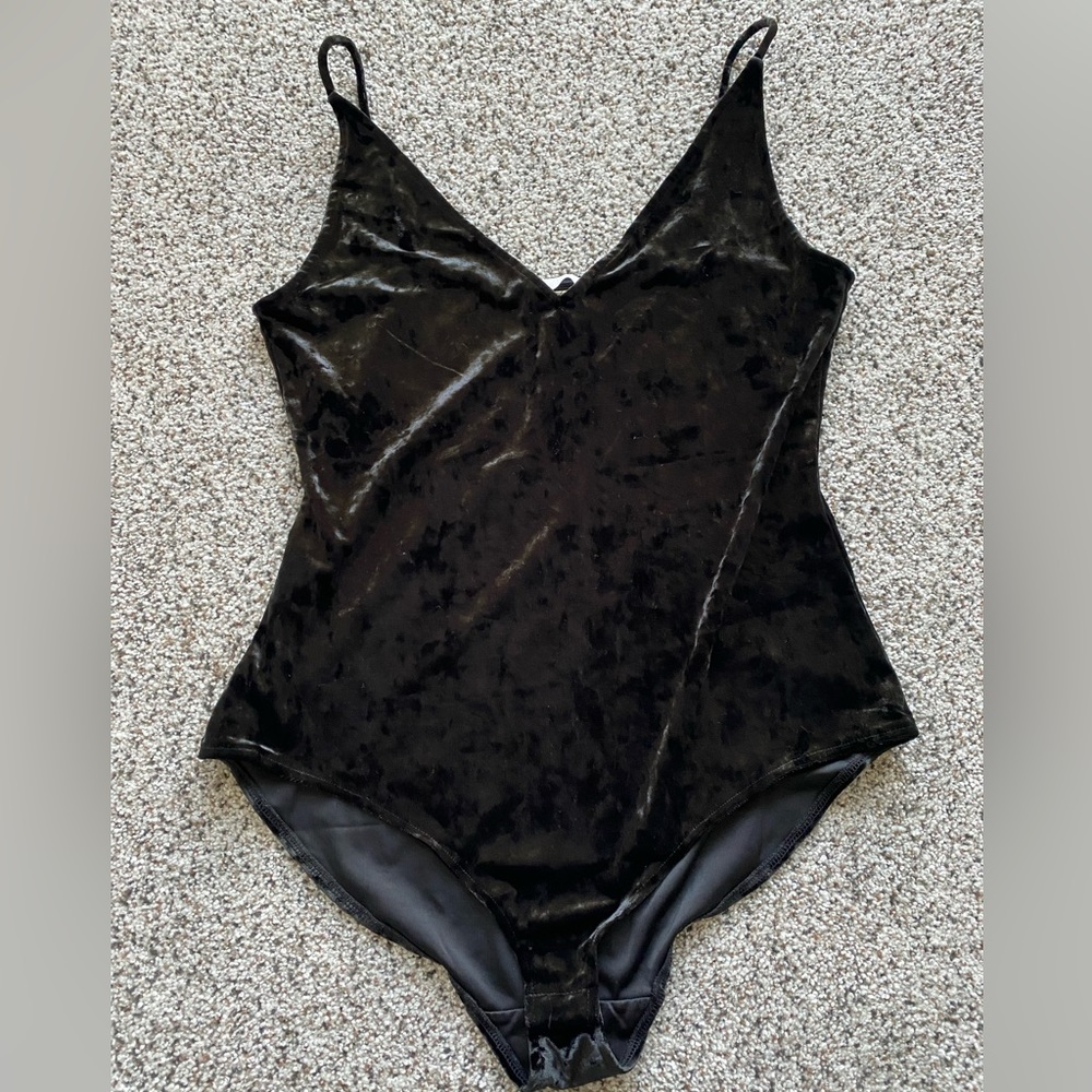 NWOT H&M Black Velvet Bodysuit